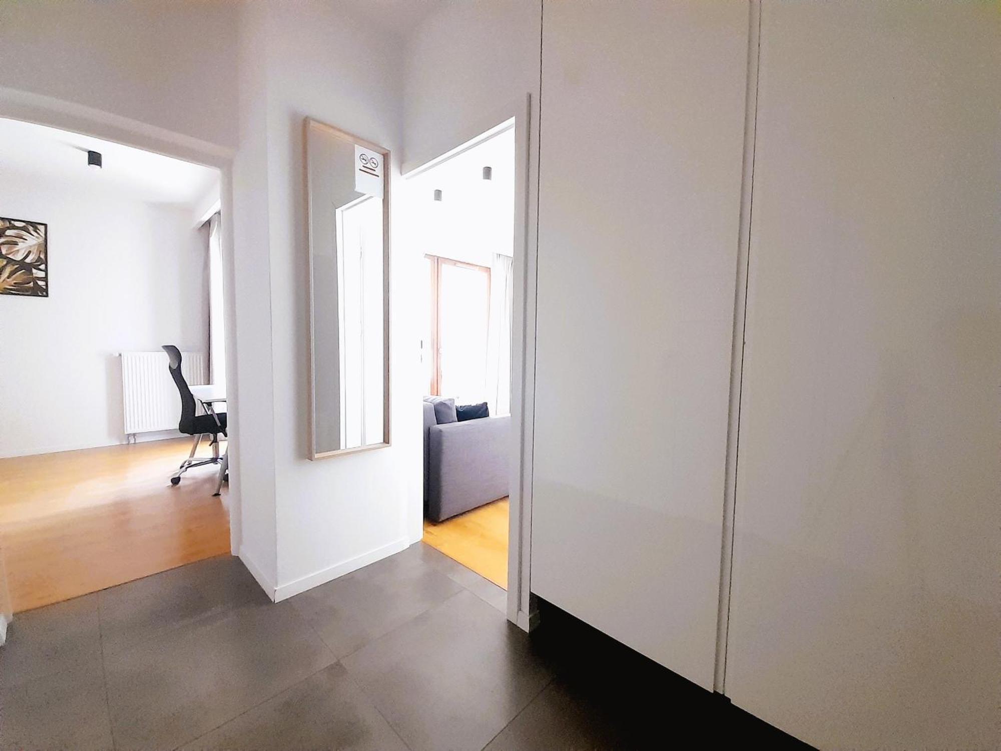 Vista Residence Spire Varsovie Extérieur photo